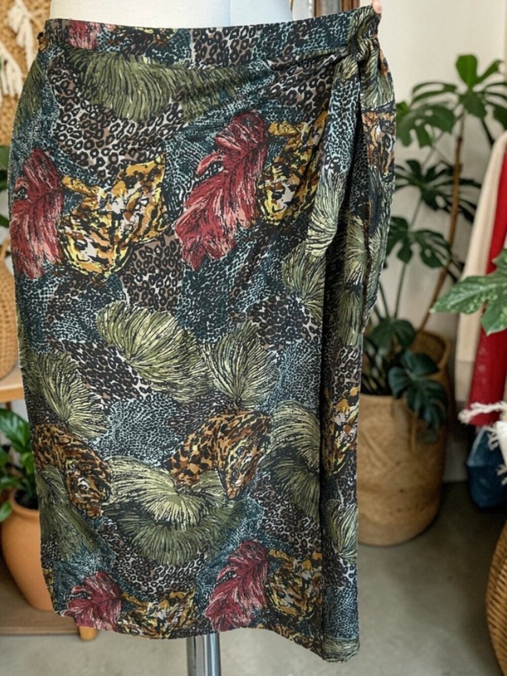 The Avenue 100% Silk Faux Wrap Leopard Print Skirt Size 18